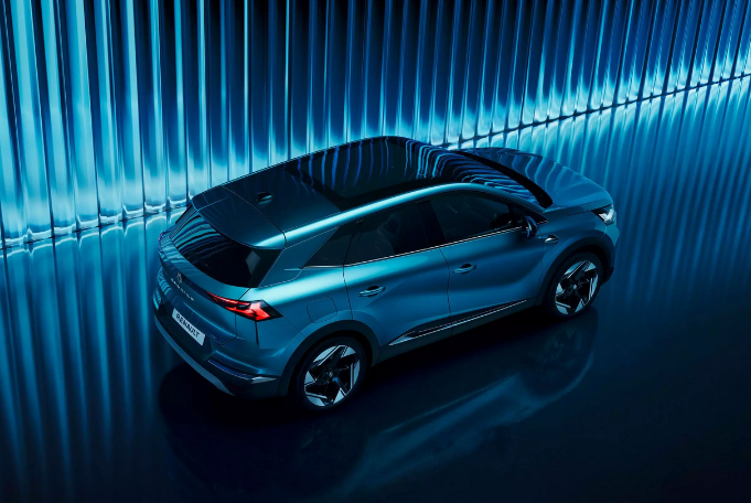 verdunkelndes Panorama-Glasdach Solarbay®*